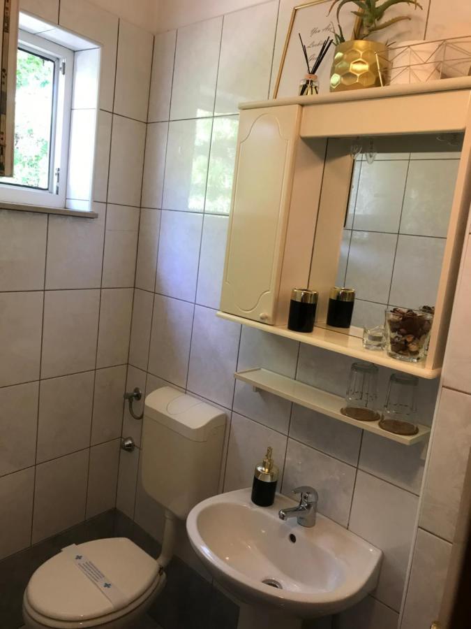 Готель Sanmari Новий Винодольський Екстер'єр фото